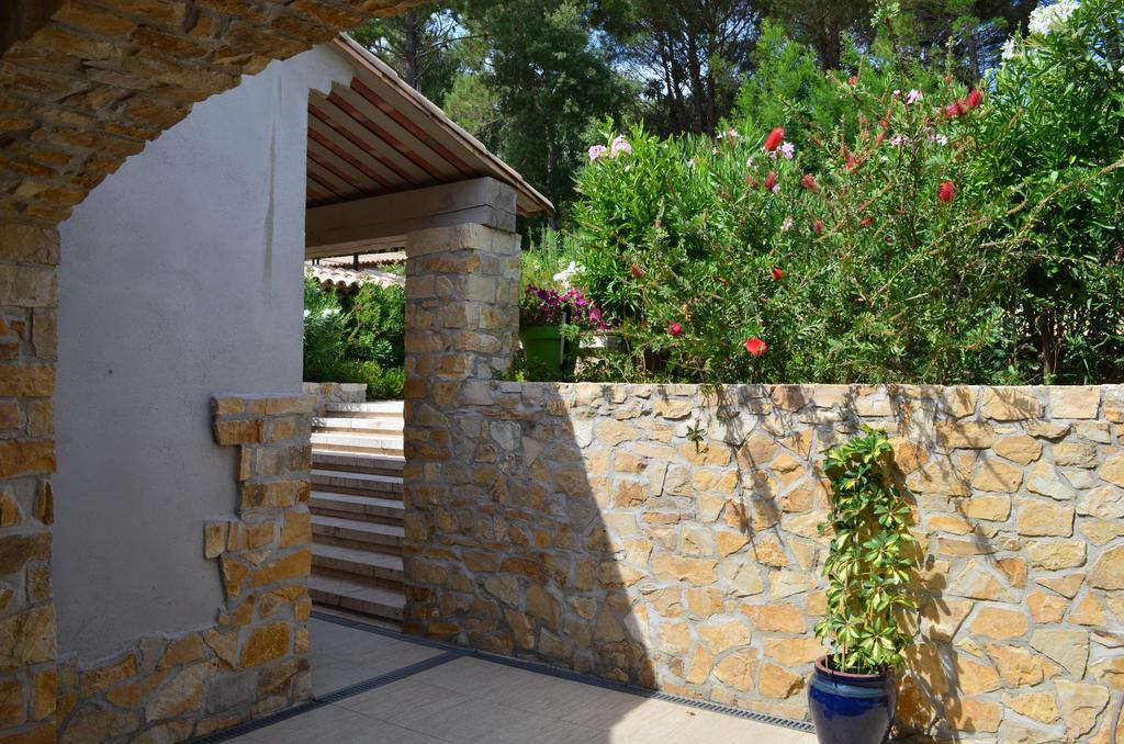 Ancie Hotel Grimaud Kültér fotó